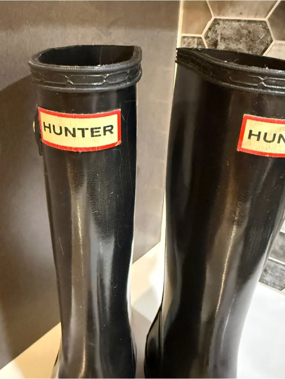 Hunter Rain Boots - Sz 3 boys / 4 girls